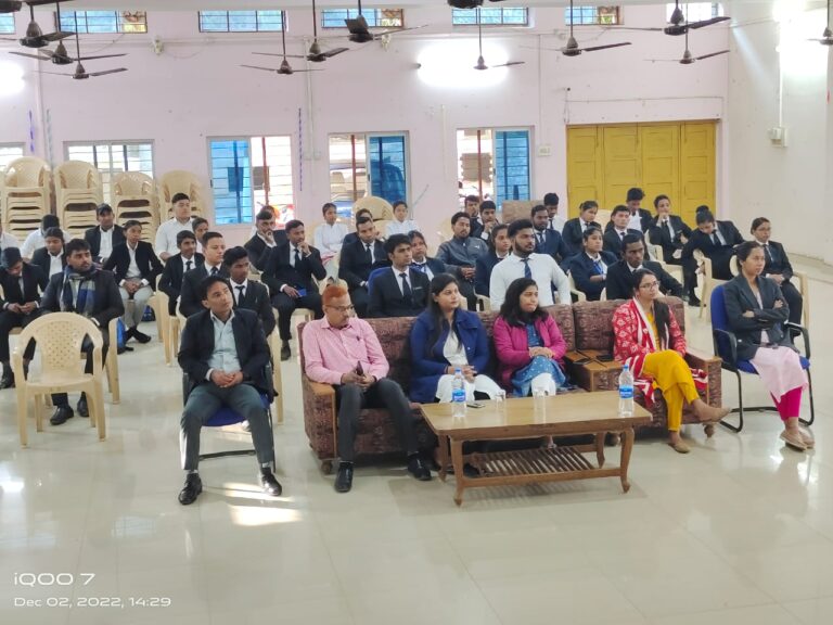 Students and guests seated together during an ISM Ranchi event
