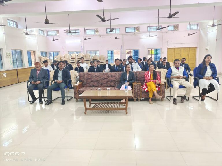 Students and guests gathered in an ISM Ranchi campus hall