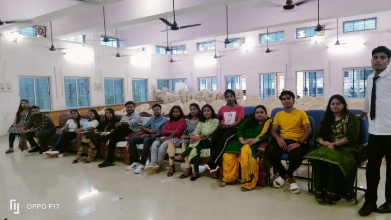 Students and guests seated in an ISM Ranchi campus hall